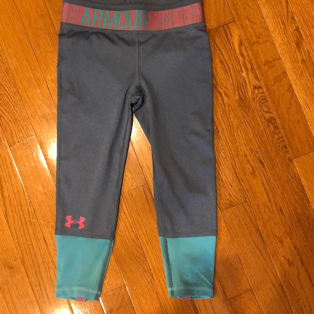 Under Armour Leggings size YSM